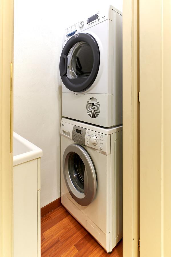 Brera Trilocale Apartment Milan Bagian luar foto