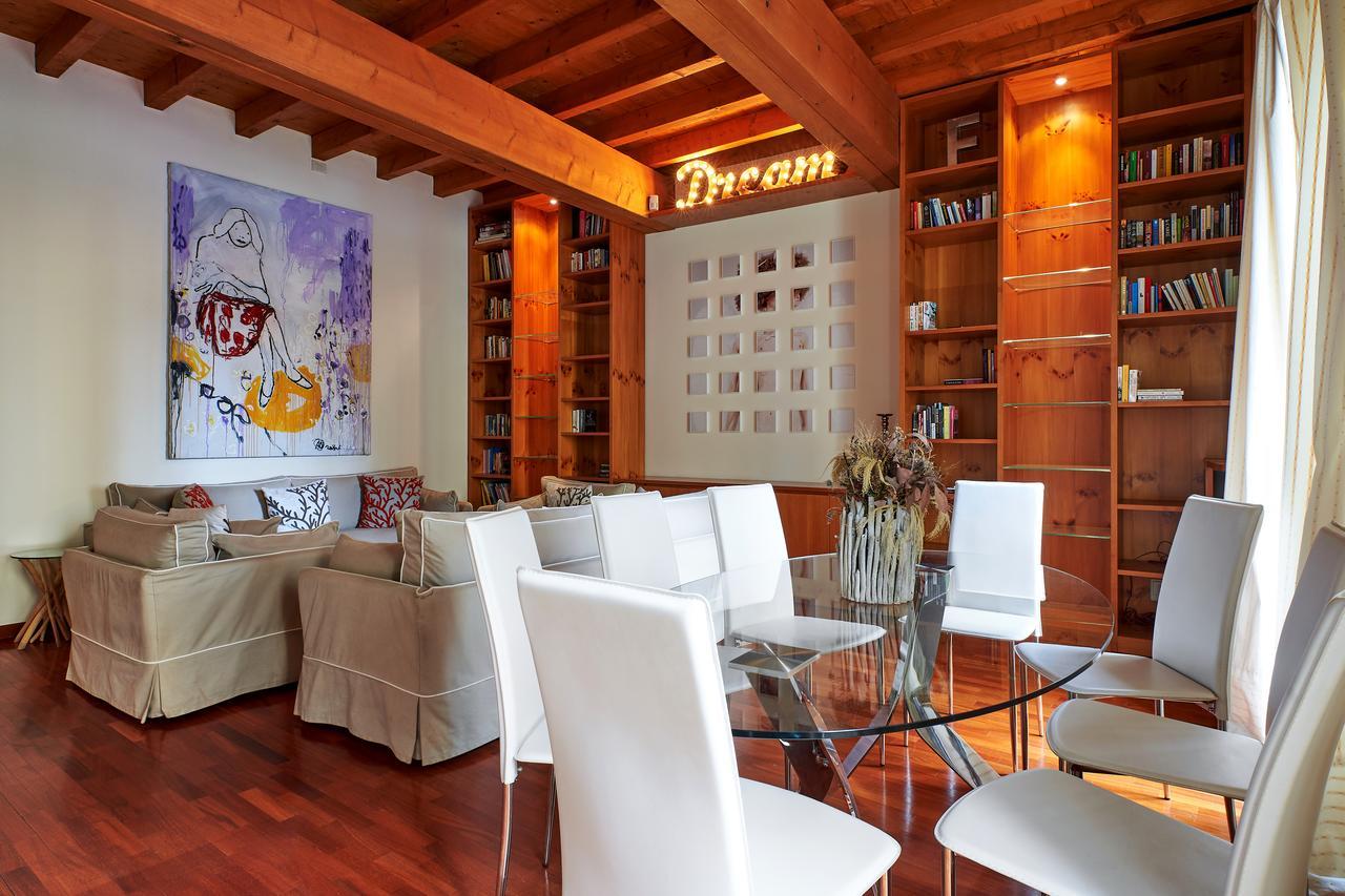 Brera Trilocale Apartment Milan Bagian luar foto